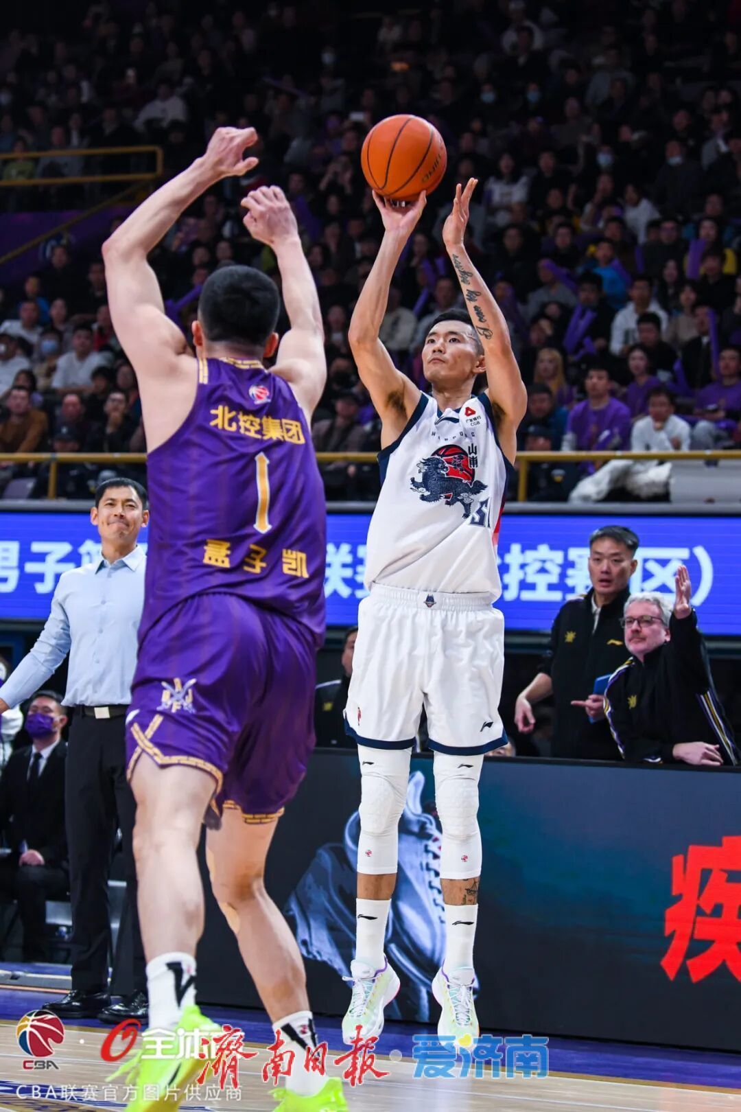 今晚CBA季后赛传出新动向；塞维利亚造点机会；管理层表态——震撼外界；高层口径保持一致(CBA常规赛)